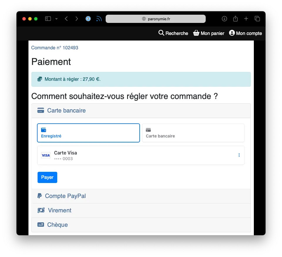 Une section de l'accordéon permettant de payer avec une carte bancaire sauvegardée